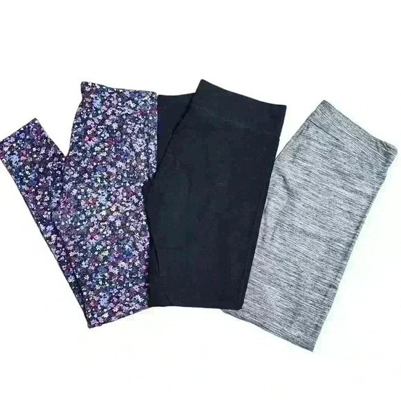 Leggings bundle set of 3 size medium - Picture 1 of 7